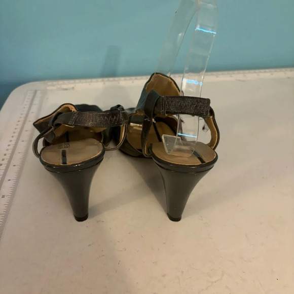 Kenneth Cole reaction sling back ombré grey leather heels in size 7.5 - Picture 5 of 12